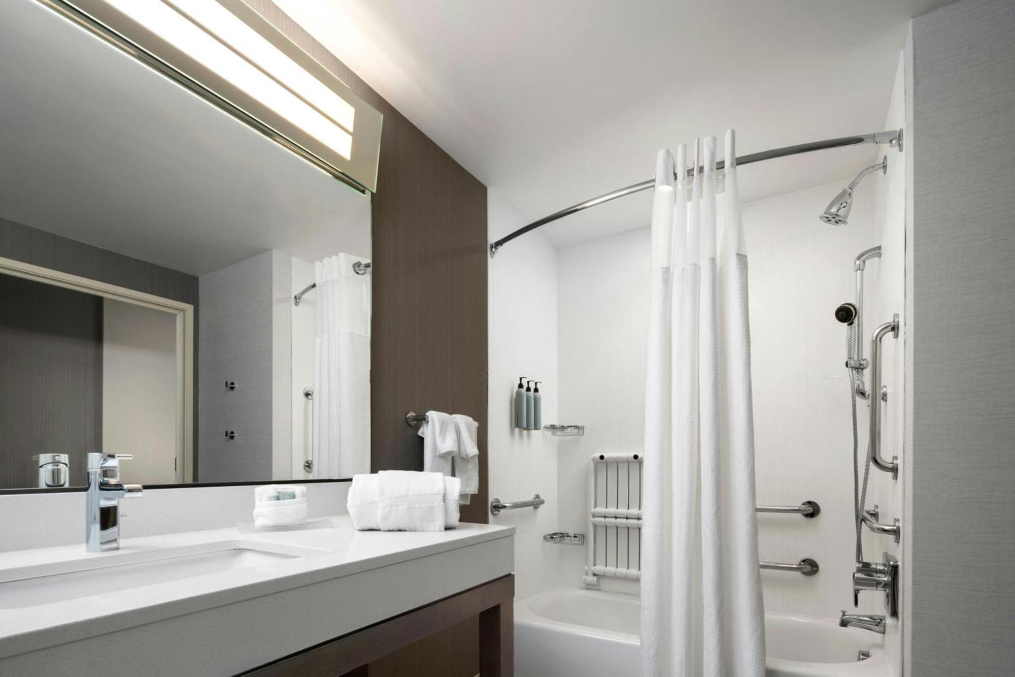 Eastlake Courtyard By Marriott Denver North/Westminster מראה חיצוני תמונה